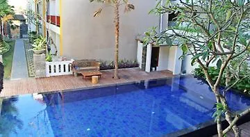 Transera Kamini Legian Hotel