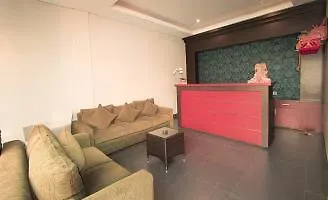 Transera Kamini Legian Hotel  Legian (Bali)