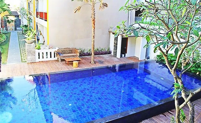 Transera Kamini Legian Hotel