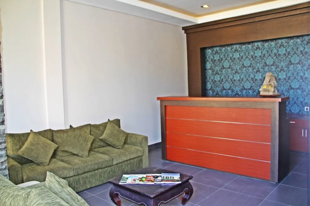 Transera Kamini Legian Hotel  Legian (Bali)